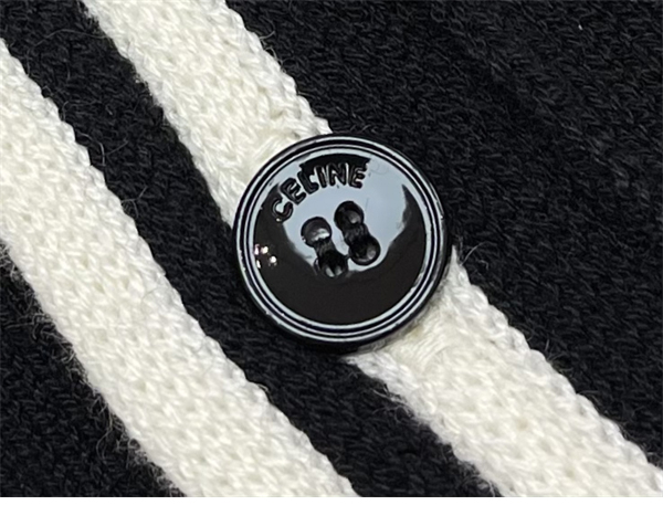 셀린느 트리옹프 V넥 울 가디건