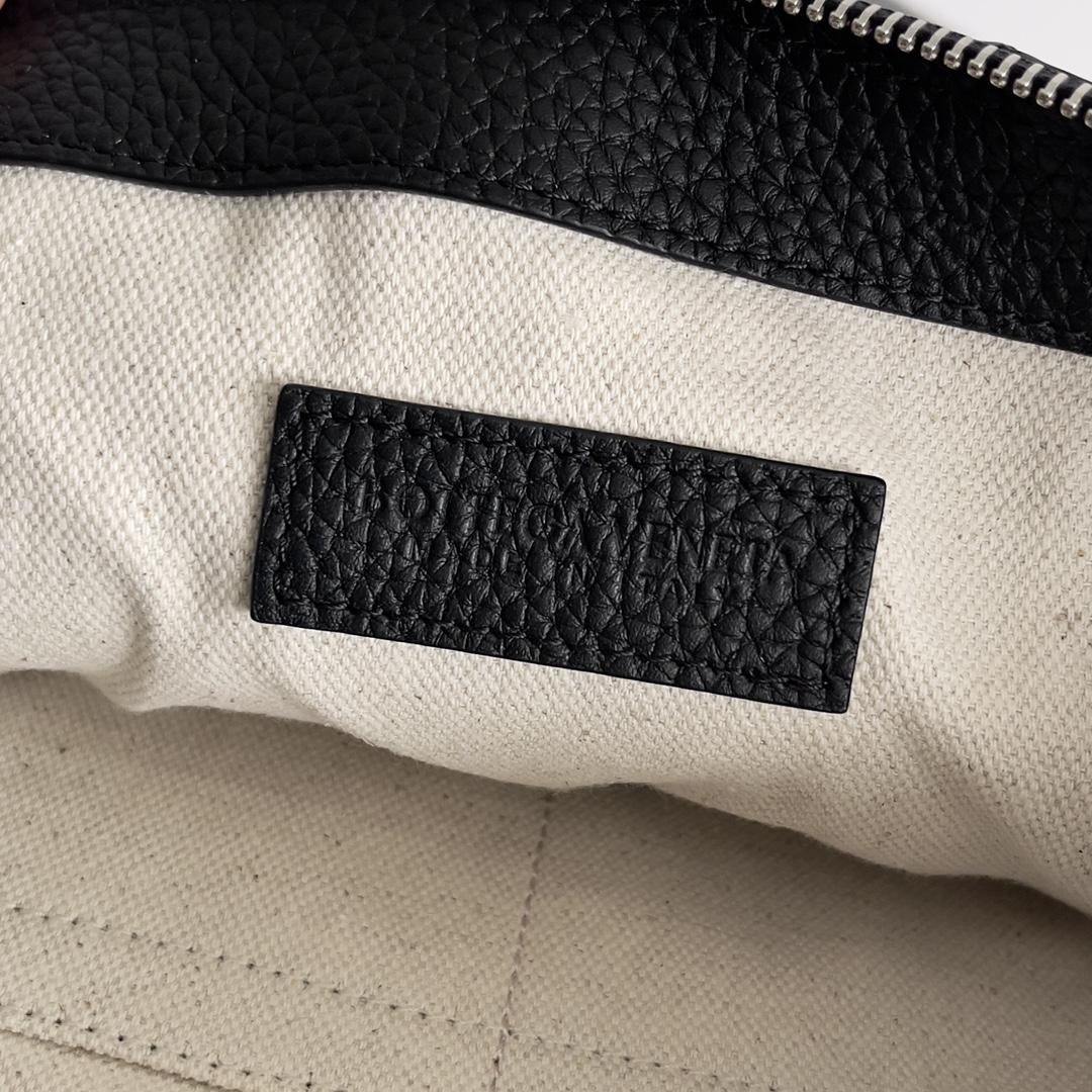 보테가 베네타 Diago Pouch