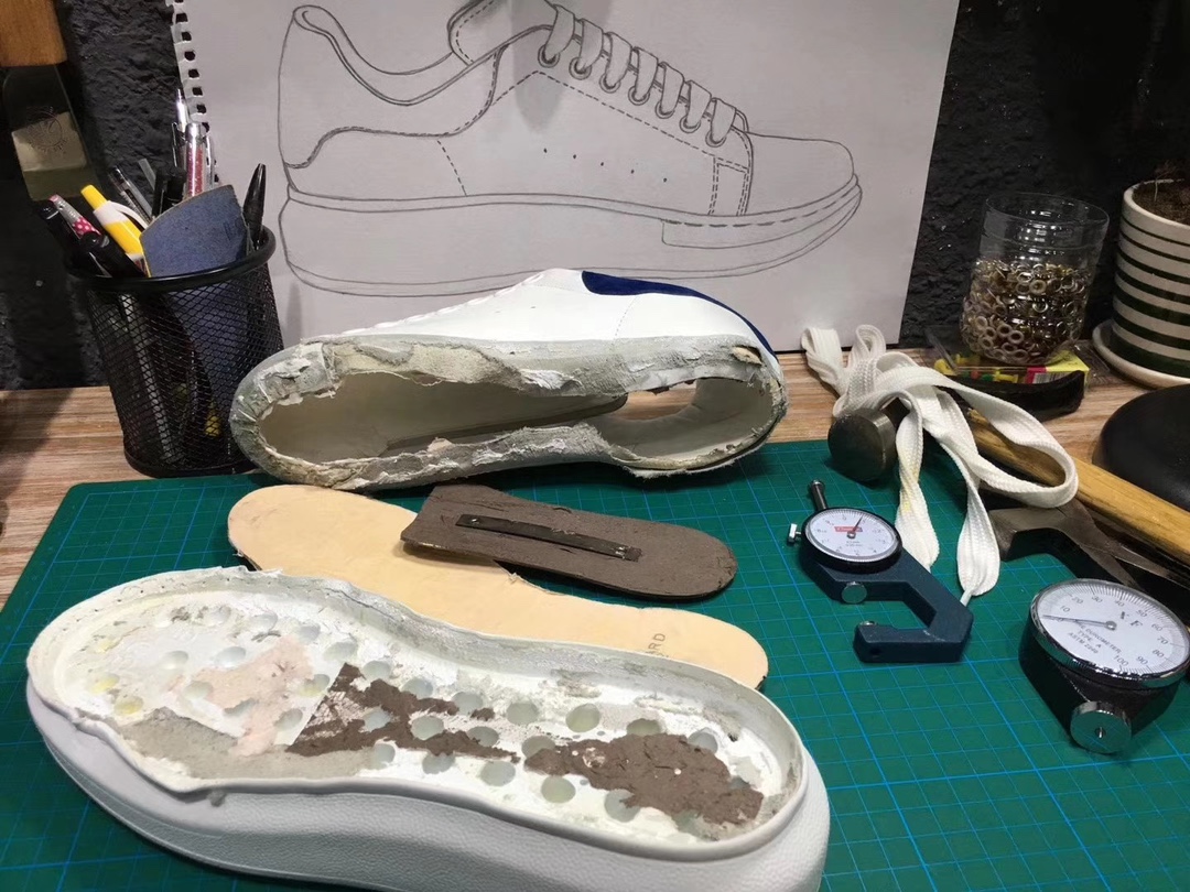 알렉산더 맥퀸 오버솔 스니커즈