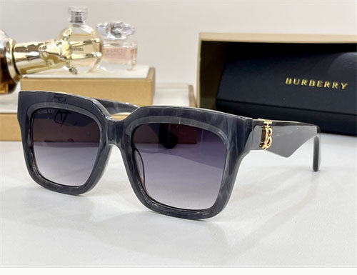 버버리 BE4419 선글라스