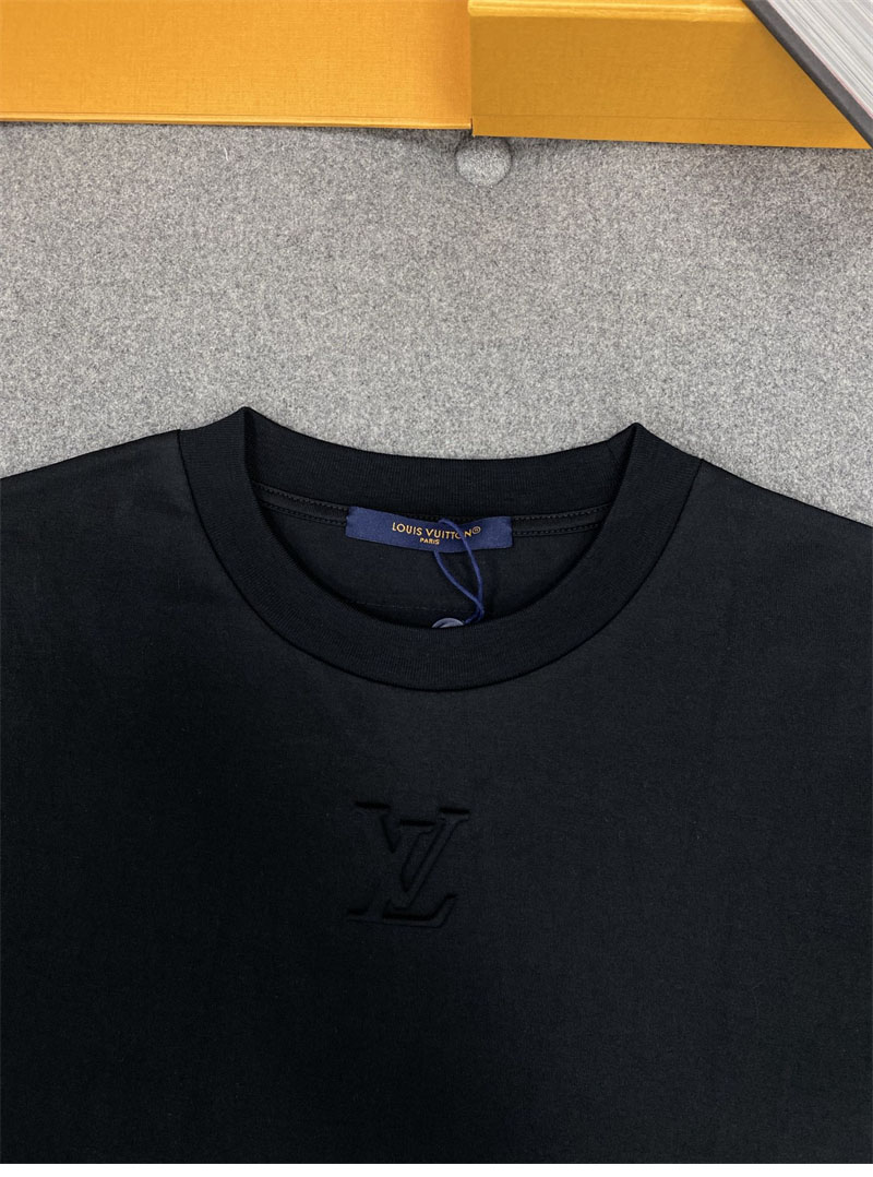 루이비통 LV 엠보스드 반팔 티셔츠