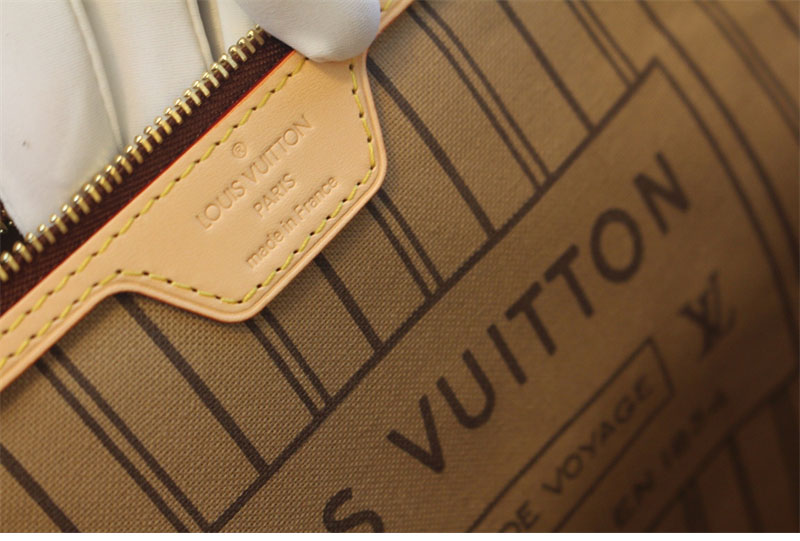 루이비통 네버풀 MM 토트백 모노그램 캔버스 M46975