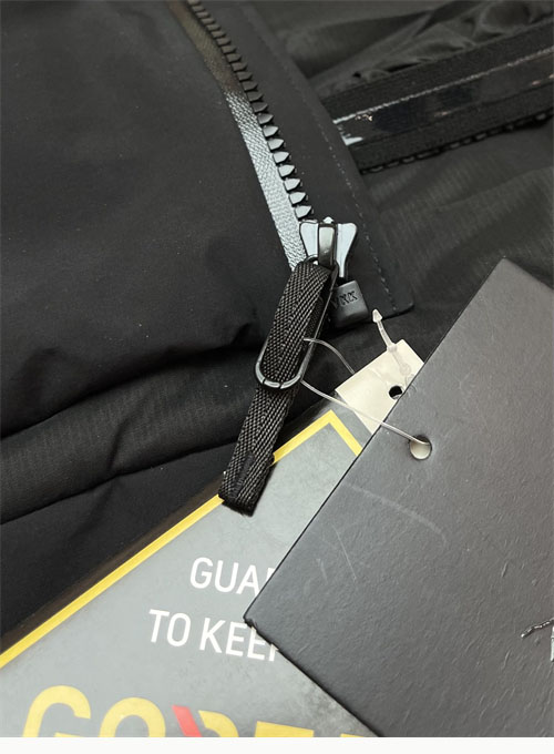 아크테릭스 마카이 패딩 보온 방한 자켓