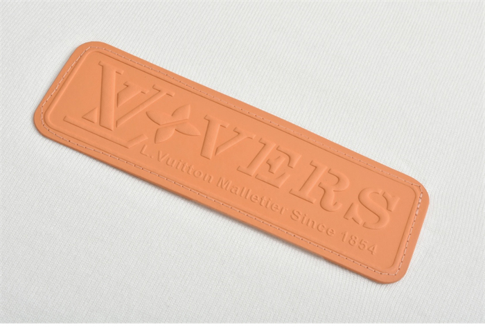 루이비통 LV 러버스 VVN 패치 반팔 티셔츠