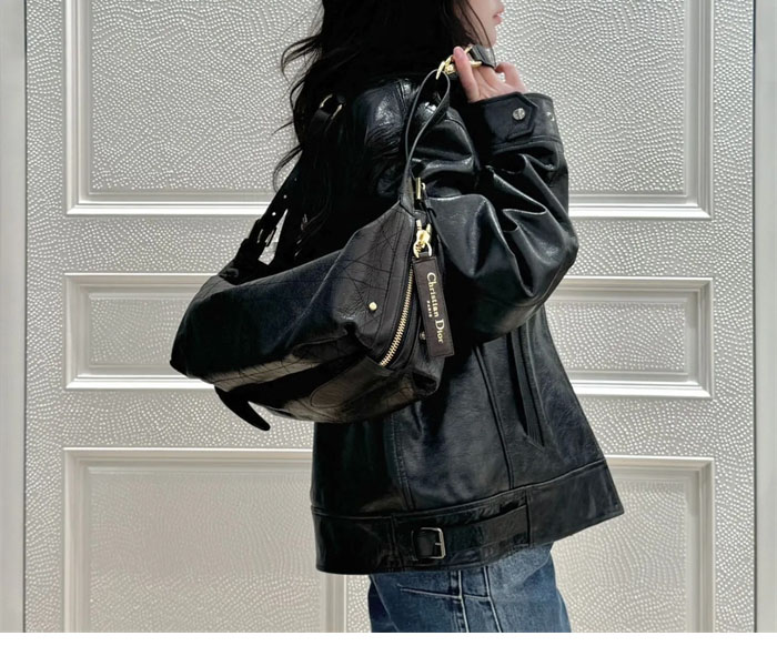 디올 D-Journey 디저니 스몰 백 블랙 매크로 까나쥬