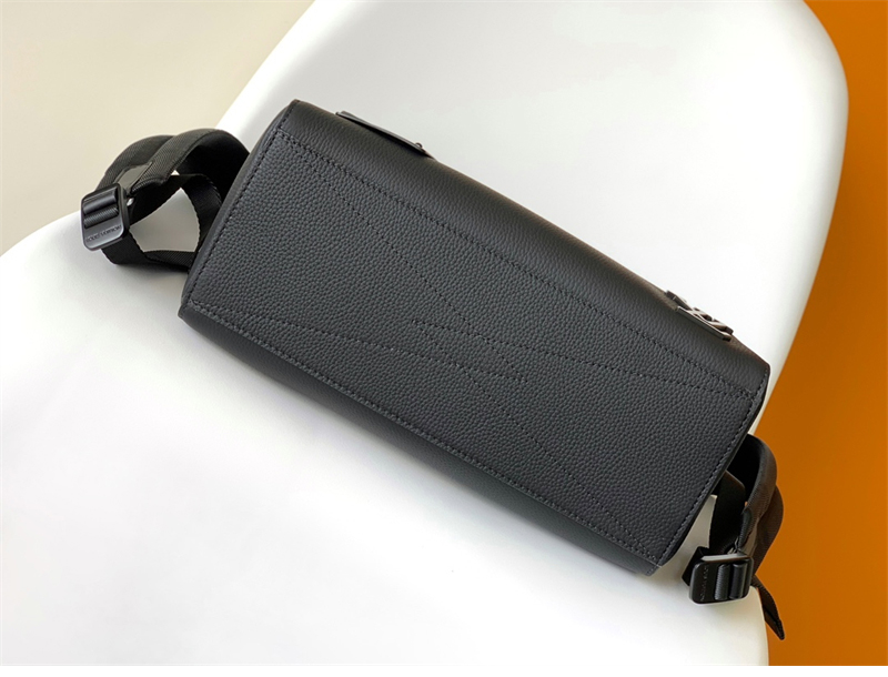 루이비통 패스트라인 LV에어로그램 백팩 M21367