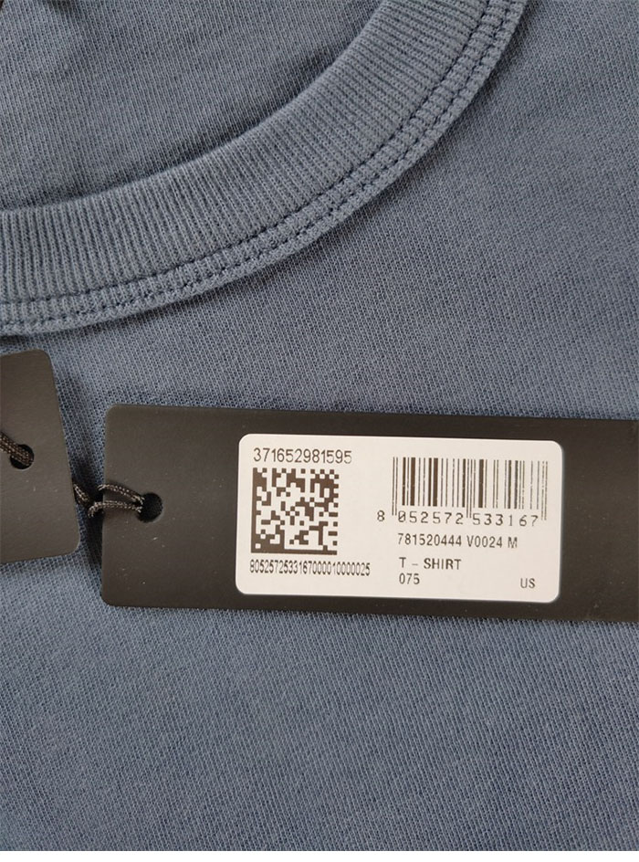 스톤아일랜드 오버사이즈 핏 자수 티셔츠