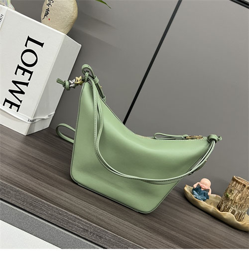 로에베 미니 해먹 호보 백