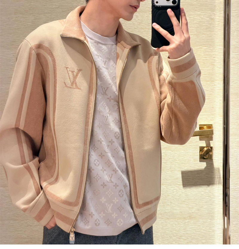 루이비통 하우스 시그니처 니트 트랙 탑