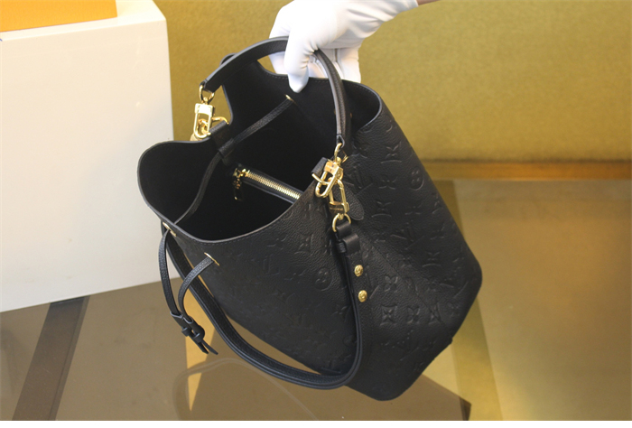 루이비통 네오노에 MM 앙프렝뜨 모노그램 M45256