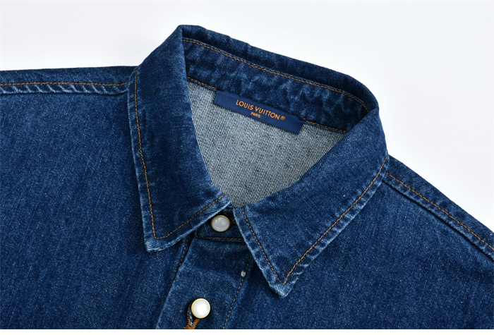 루이비통 VVN 라벨 데님 블렌드 쇼트 슬리브드 셔츠