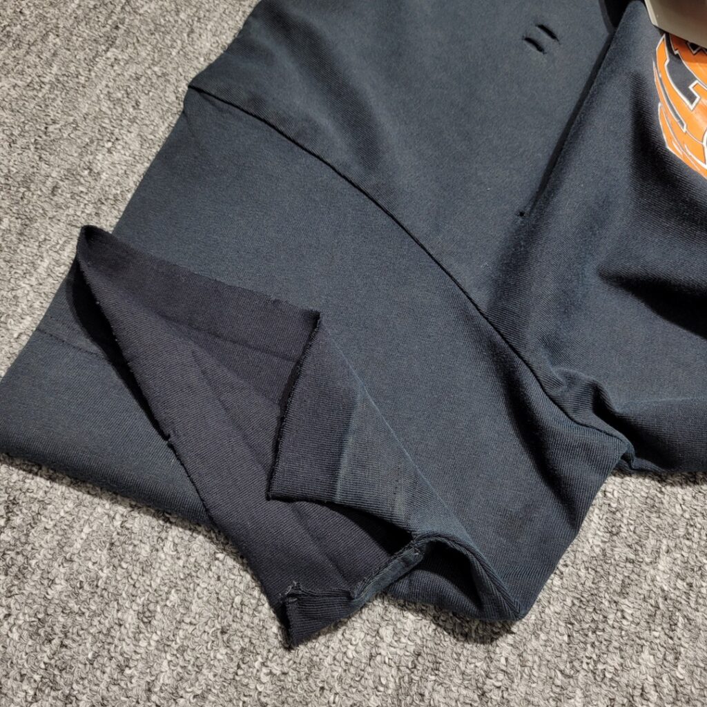 발렌시아가 MAISON 로고 반팔 티셔츠 블랙