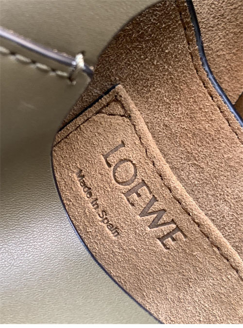 로에베 스몰 게이트백