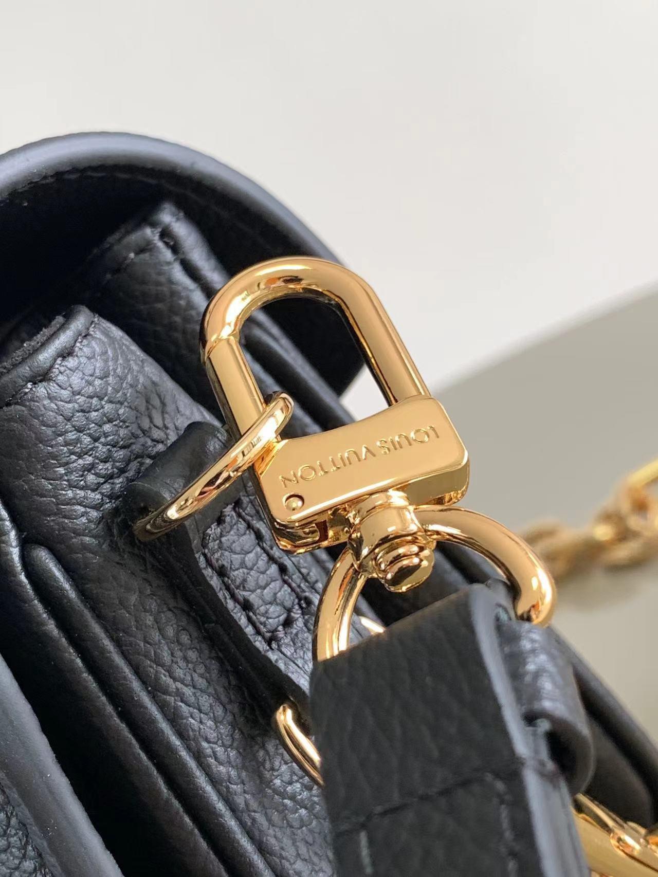 Louis Vuitton Pochette Metis East West Edition