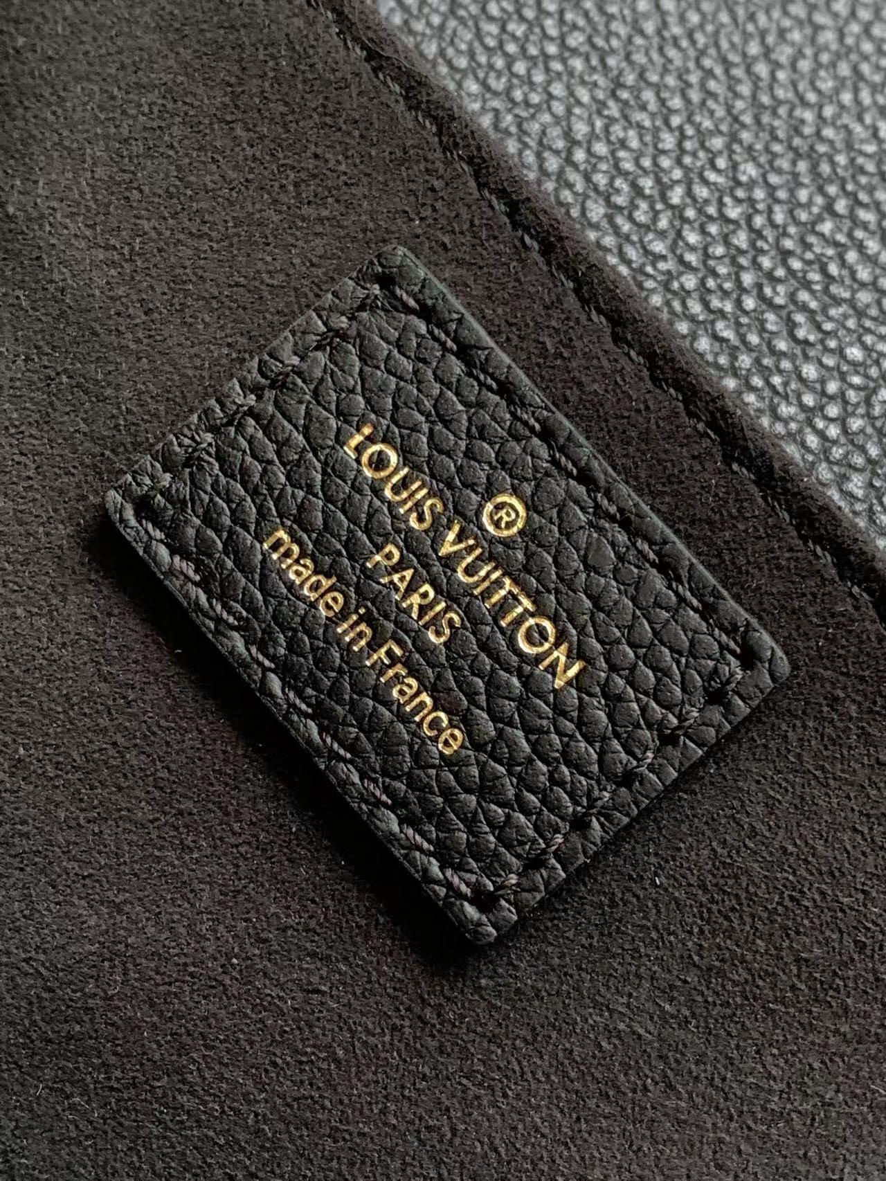 Louis Vuitton Pochette Metis East West Edition