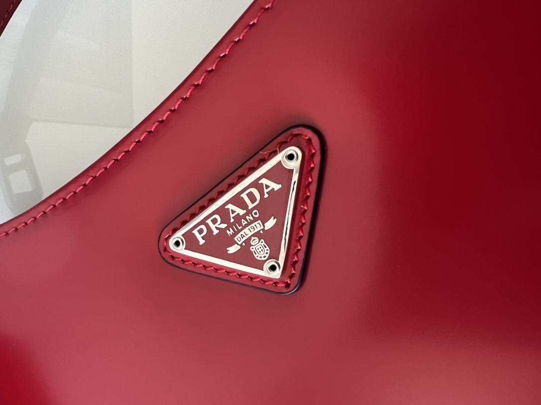 프라다 Cleo Brushed Leather Shoulder