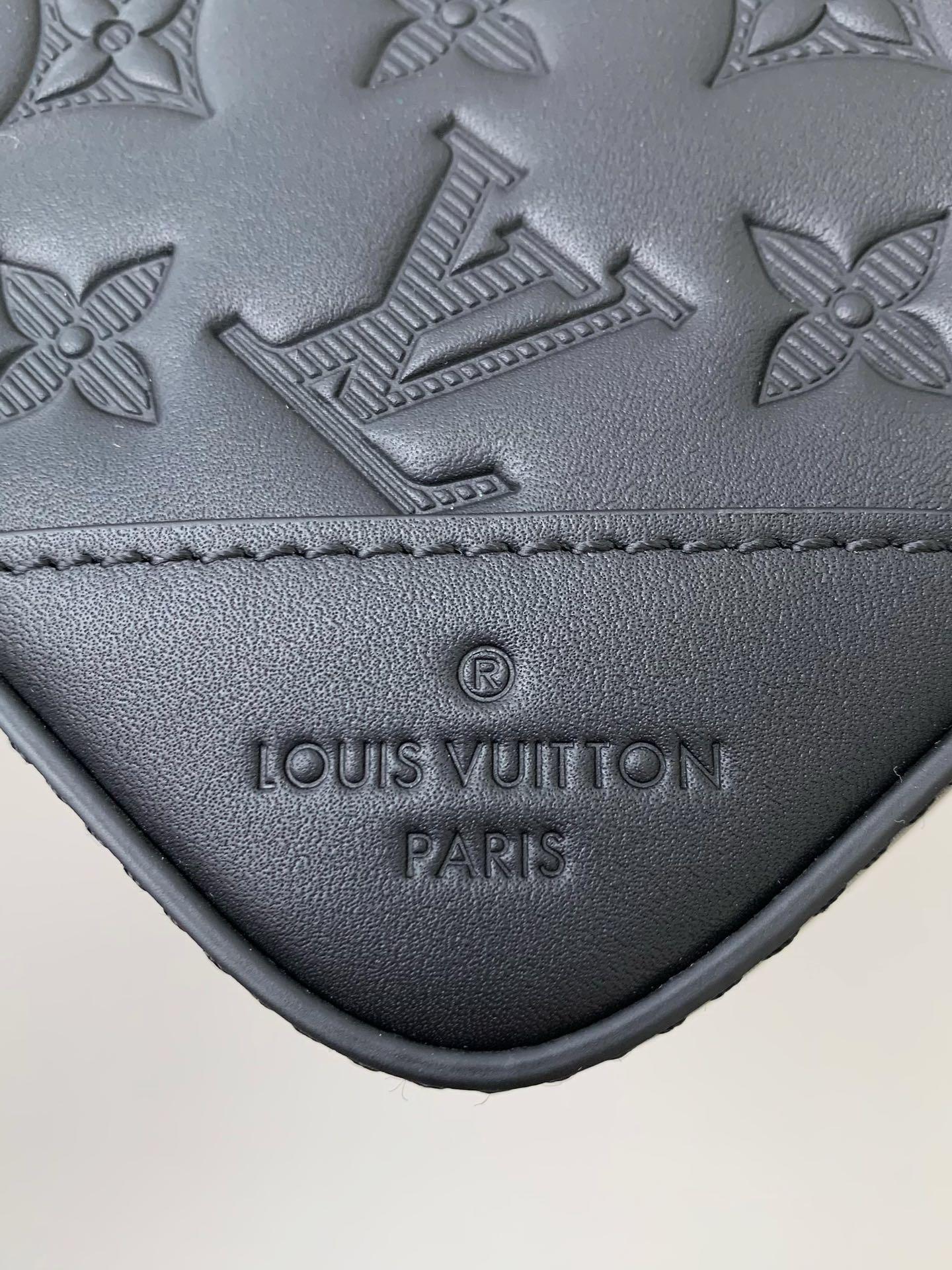 Louis Vuitton Duo Messenger