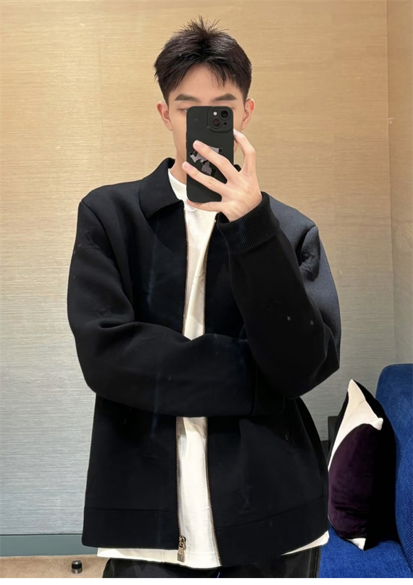 루이비통 모노그램 LV 엠보스드 울 블루종