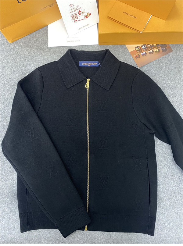 루이비통 모노그램 LV 엠보스드 울 블루종