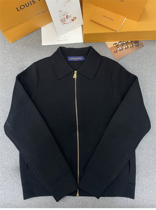 루이비통 모노그램 LV 엠보스드 울 블루종