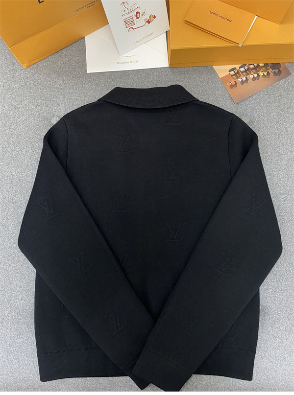 루이비통 모노그램 LV 엠보스드 울 블루종