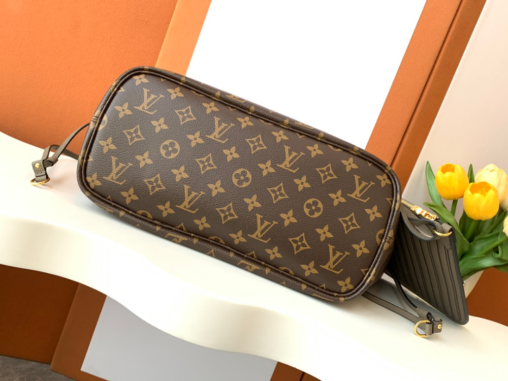 Louis Vuitton Neverfull Inside Out MM