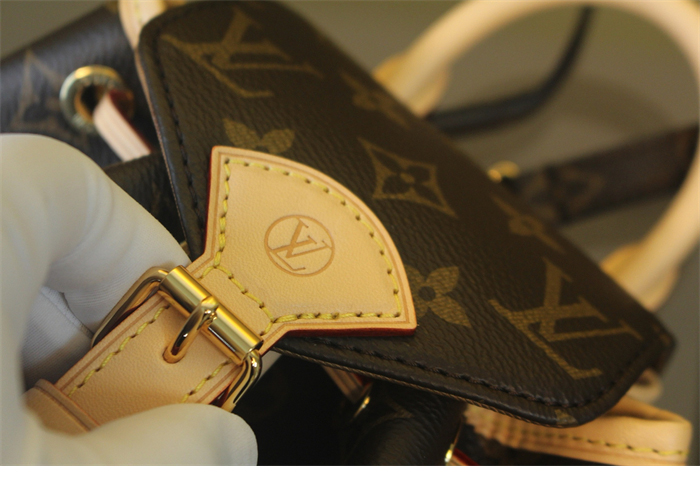 루이비통 모노그램 몽수리 미니 M11199