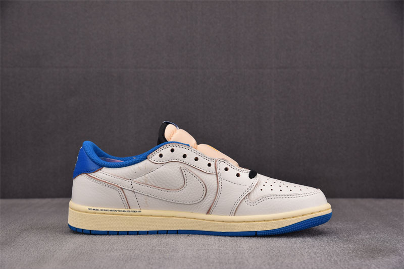 나이키 x 트레비스 스캇 에어조던1 로우 OG SP 밀리터리 블루 DM7866-104