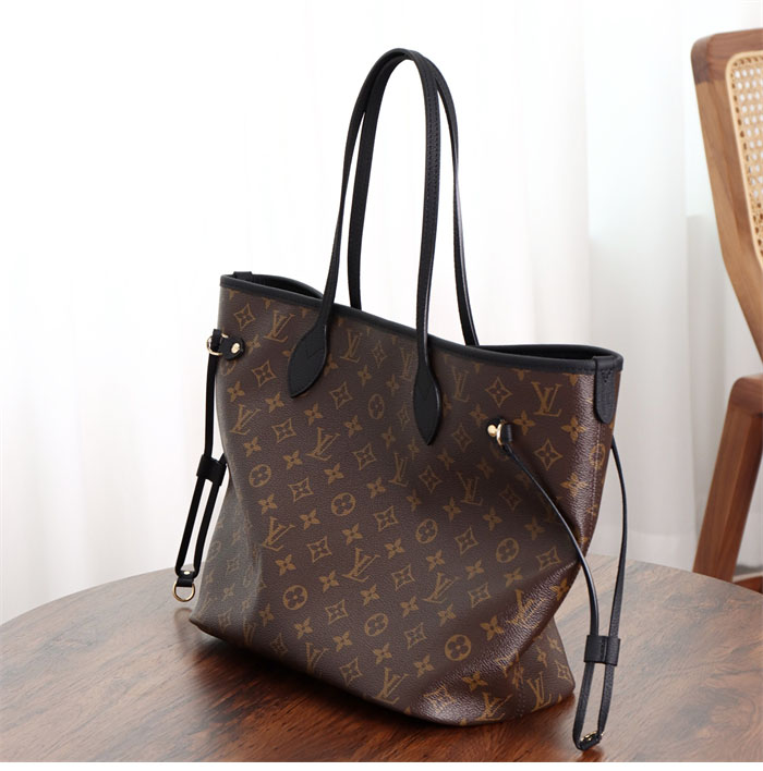 루입비통 네버풀 인사이드 아웃 MM M28351