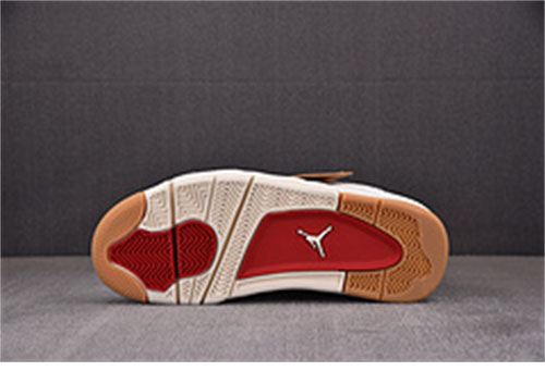 에어조던4 x 리바이스 레트로 화이트