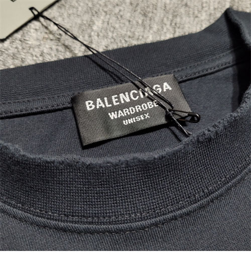 발렌시아가 웨이브로고 반팔 티셔츠