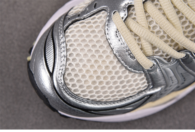 아식스 젤 카야노 14 버치 퓨어 실버 1203A537-200