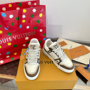 루이비통 LV 트레이너 스니커즈 브라운