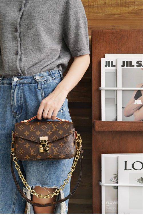 루이비통 모노그램 포쉐트 메티스 이스트 웨스트 M46279