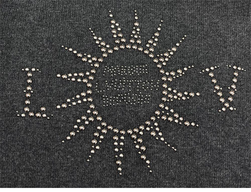 루이비통 스터드LV 엠벨리시드 롱 슬리브드 메리노 울 크루넥