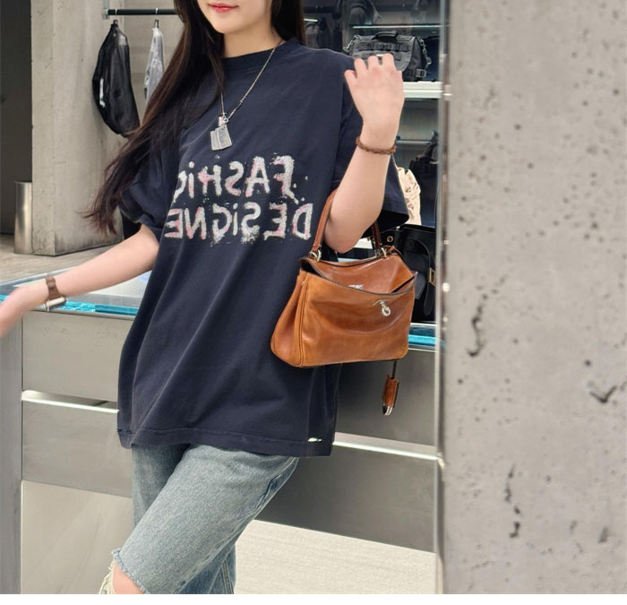 발렌시아가 패션 디자이너 오버사이즈 반팔 티셔츠 2컬러