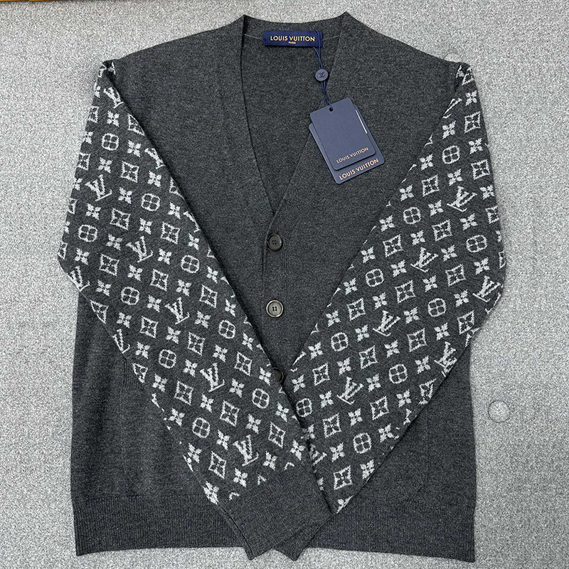 루이비통 모노그램 믹스 캐시미어 V넥 가디건
