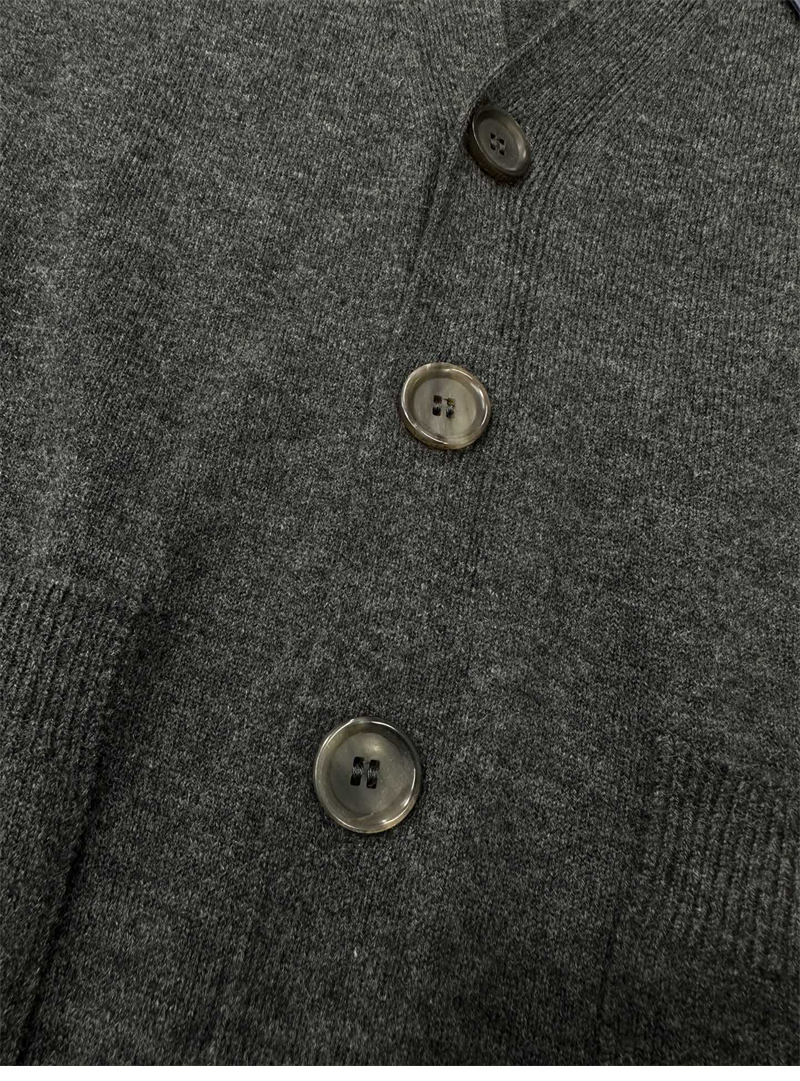 루이비통 모노그램 믹스 캐시미어 V넥 가디건