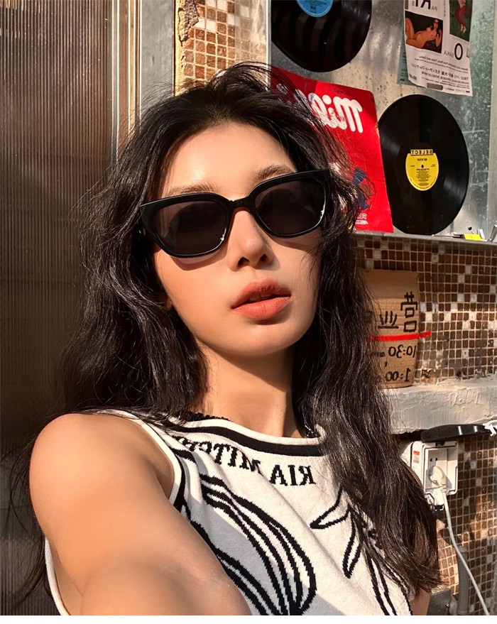 젠틀몬스터 x 메종 마르지엘라 선글라스 MM110