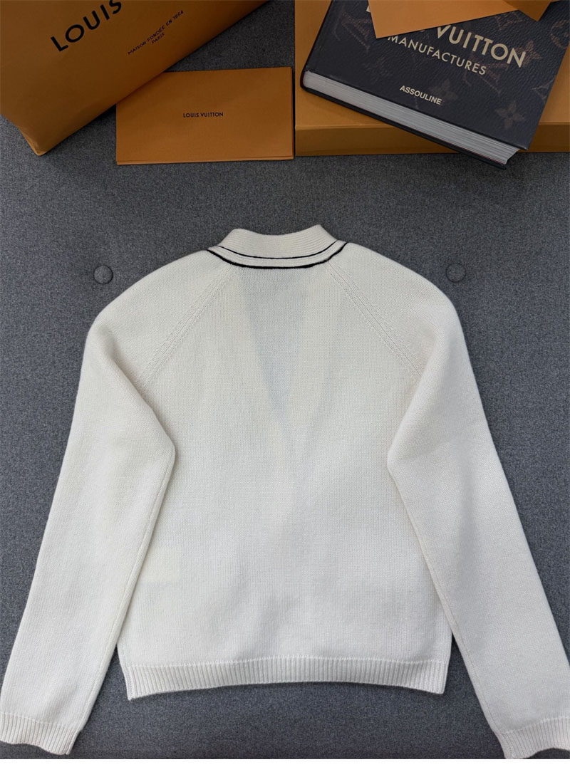 루이비통 스트라이프 엑센트 가디건 （터보）