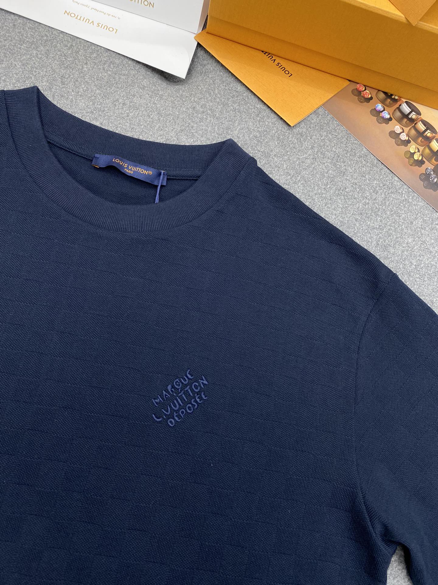 루이비통 다미에 모노그램 피케 반팔 티셔츠 “2COLOR”