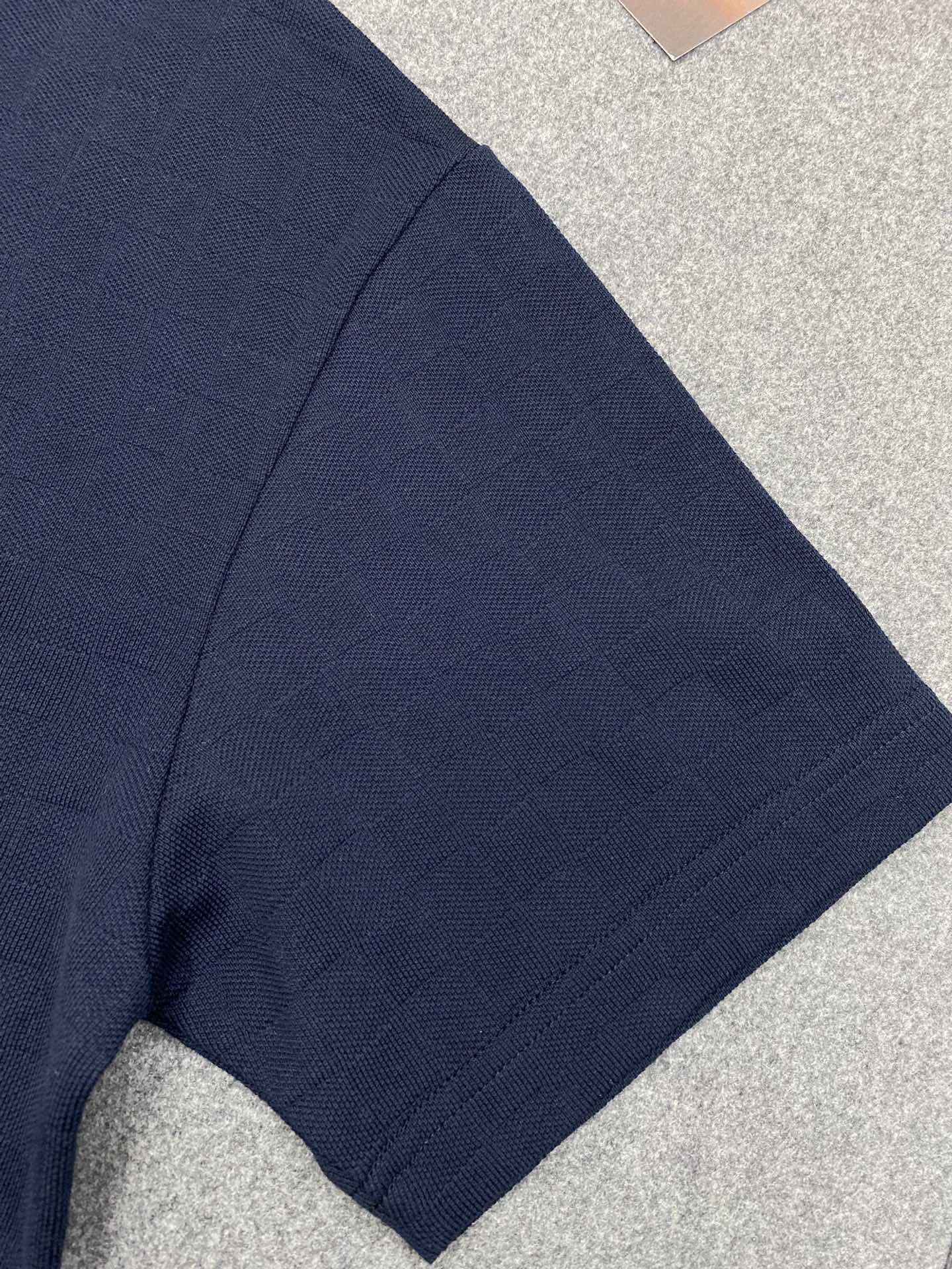 루이비통 다미에 모노그램 피케 반팔 티셔츠 “2COLOR”