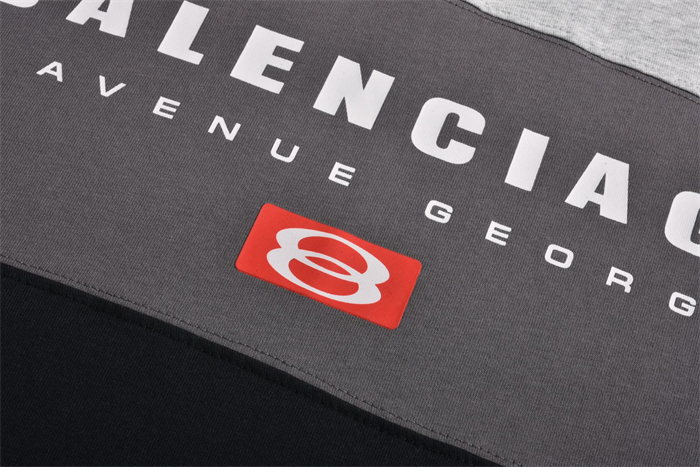 발렌시아가 유니티 스포츠 라지핏 반팔 티셔츠