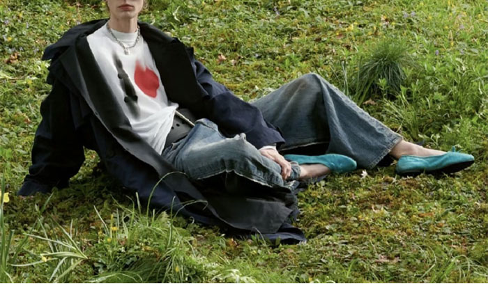 발렌시아가 I LOVE 프린티드 반팔 티셔츠