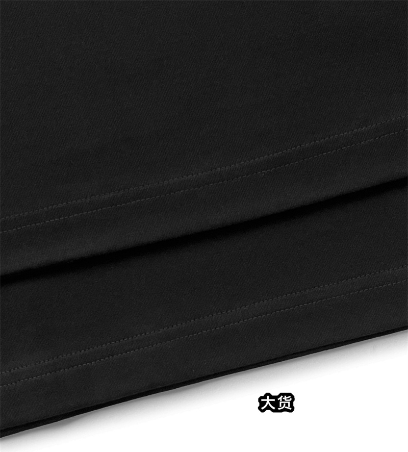 루이비통 25SS 이리데슨트 LV 남성 반팔 티셔츠