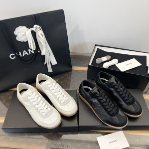 샤넬 카프스킨 벨벳 스니커즈