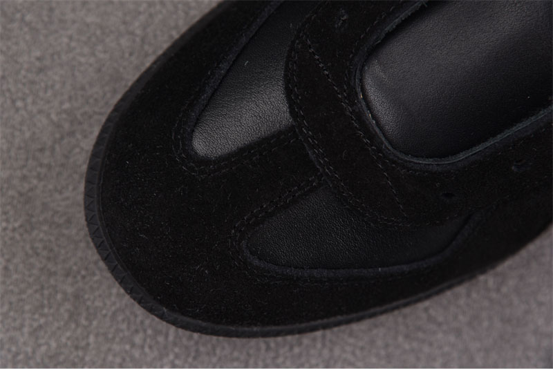 메종마르지엘라 레플리카 독일군 스니커즈