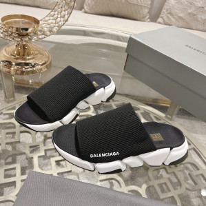 발렌시아가 스피드 2.0 리사이클드 니트 슬라이드 검흰