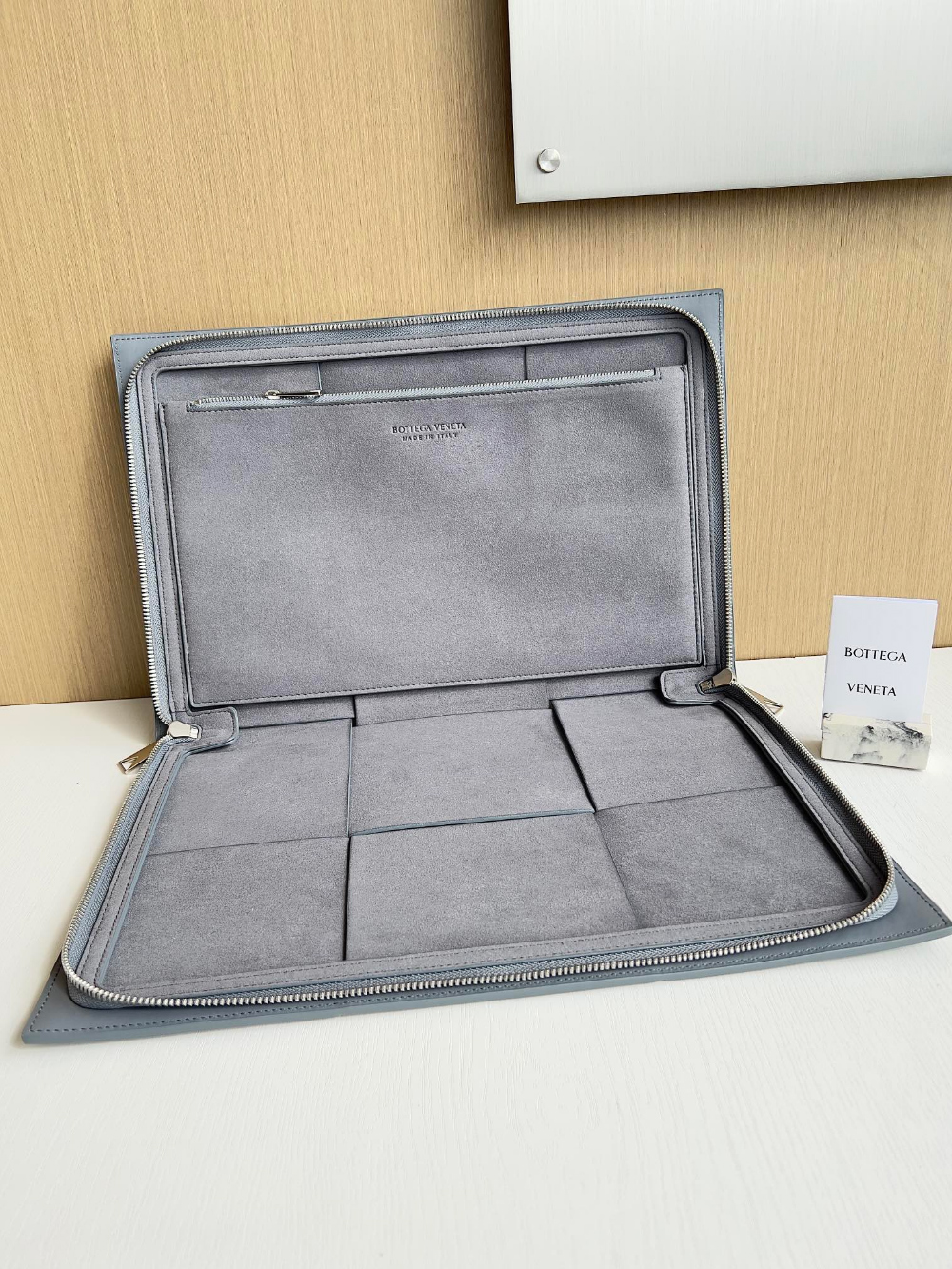 보테가 베네타 Arco Document Case