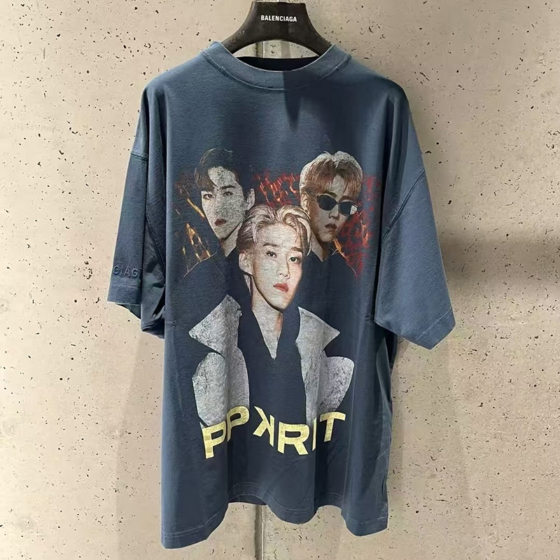 발렌시아가 피피 끄릿 오버사이즈 반팔 티셔츠